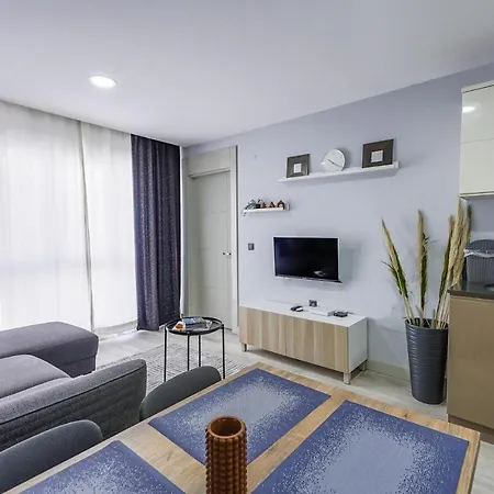Studio Flat W Shared Pool And Garden In Antalya